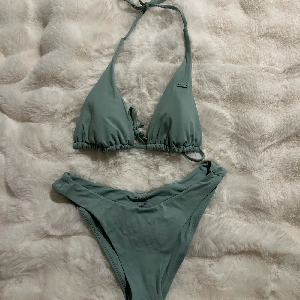 xs roxy bikini